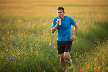 Hayfever and Running: What It's Actually Doing to Your Training (And What Helps)